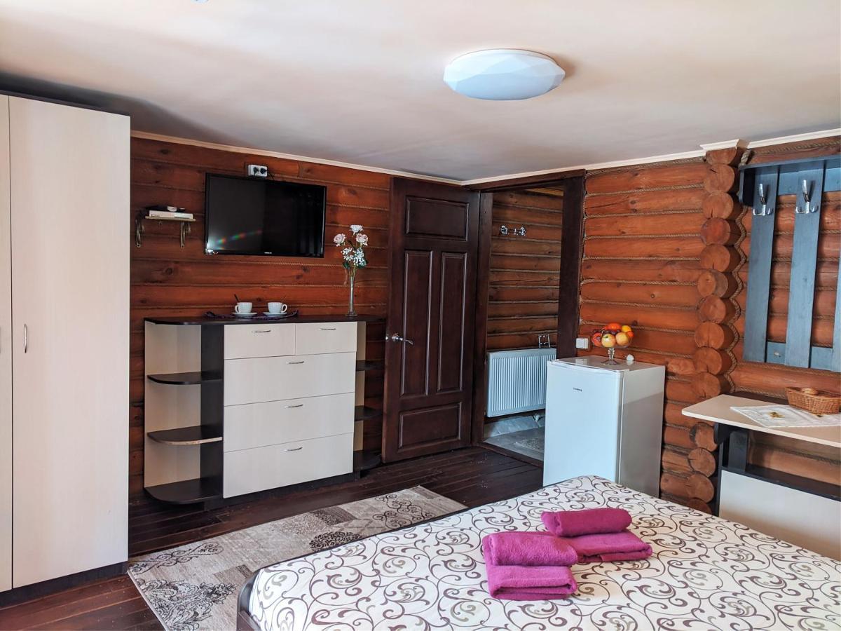 Котедж-Парк Славна Okhtyrka Extérieur photo